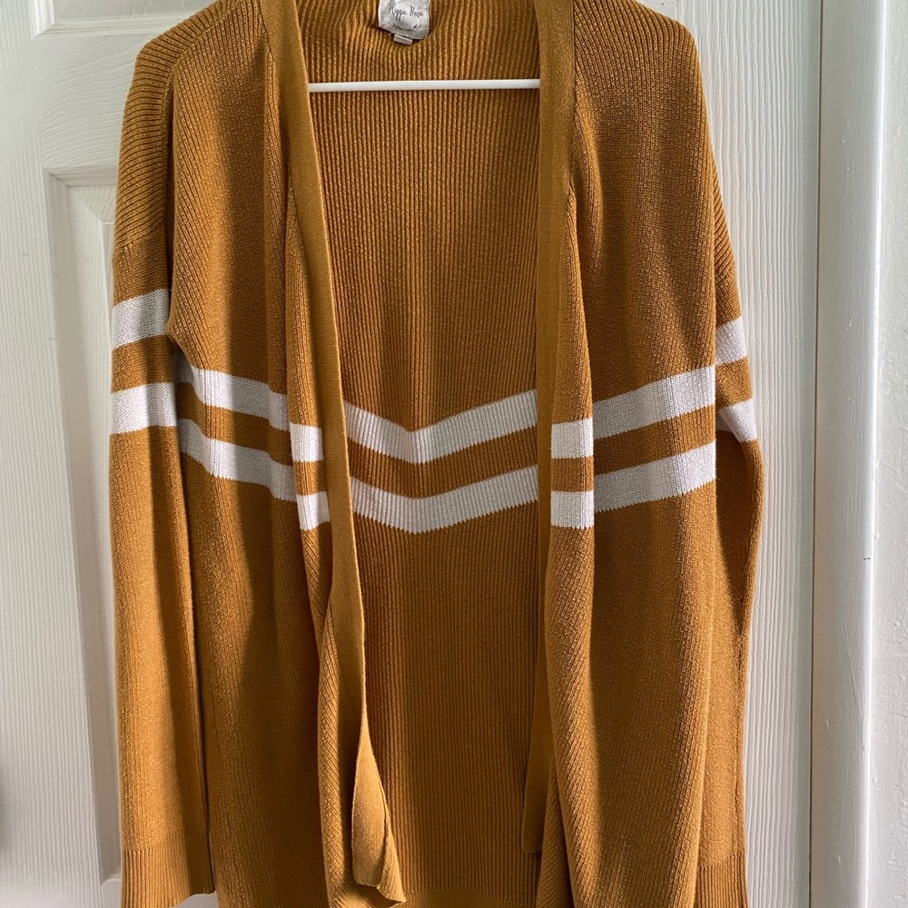 Hippie Rose Orange and White cardigan